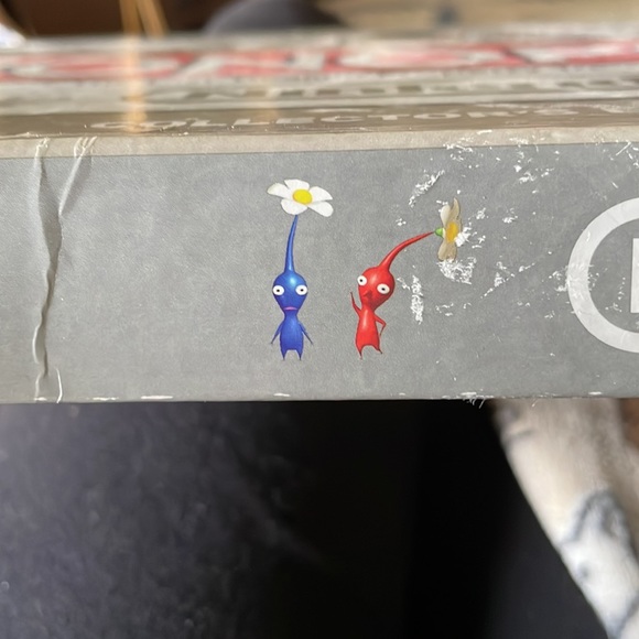 Nintendo Monopoly Board Game collector’s edition - Picture 8 of 8